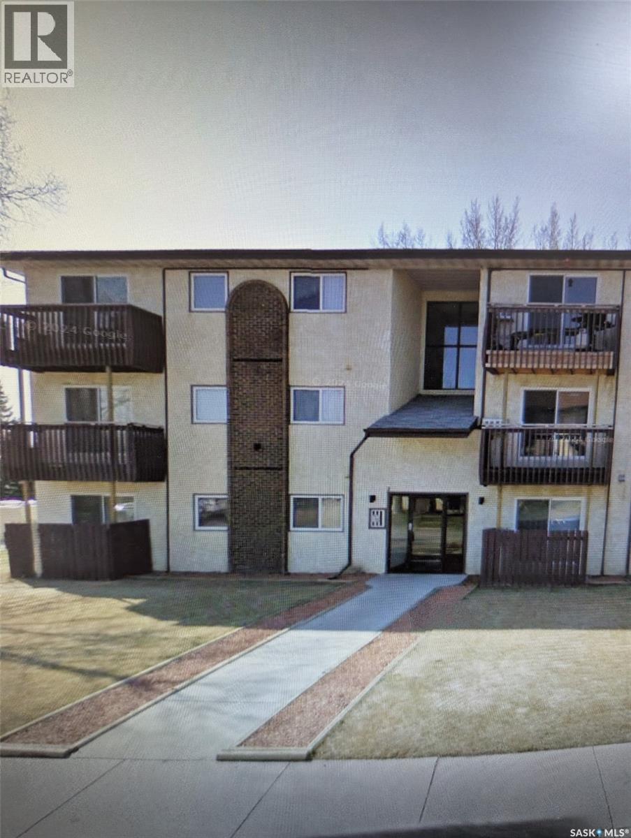 25 2309 17th Street W, Saskatoon, Saskatchewan  S7M 4R1 - Photo 1 - SK030567