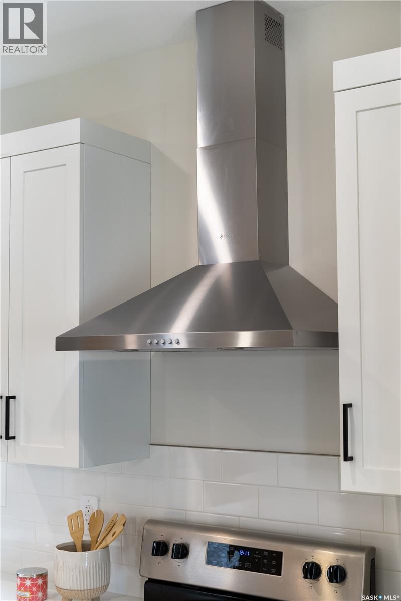 3 Vancouver Crescent, Pilot Butte, Saskatchewan  S0G 3Z0 - Photo 46 - SK030561