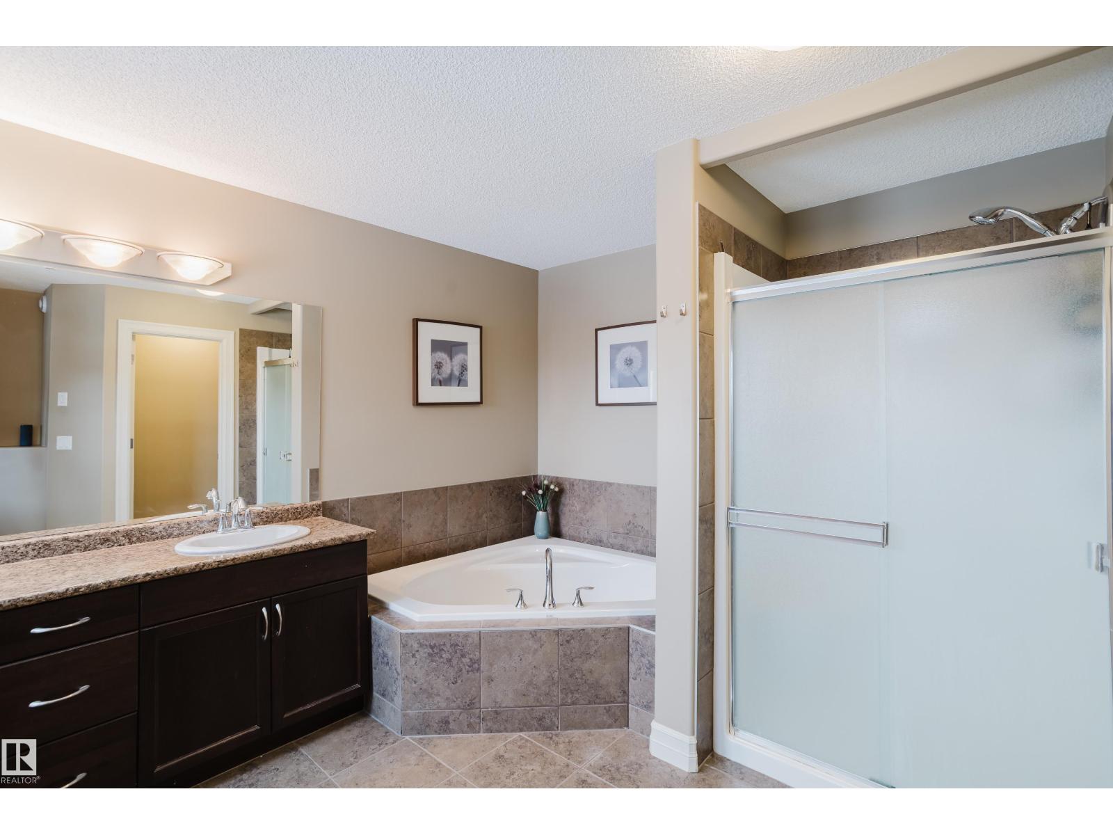 1740 59 St Sw, Edmonton, Alberta  T6X 0W5 - Photo 43 - E4476352