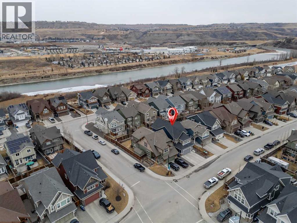 196 Riviera Way, Cochrane, Alberta  T4C 0Y6 - Photo 4 - A2291315