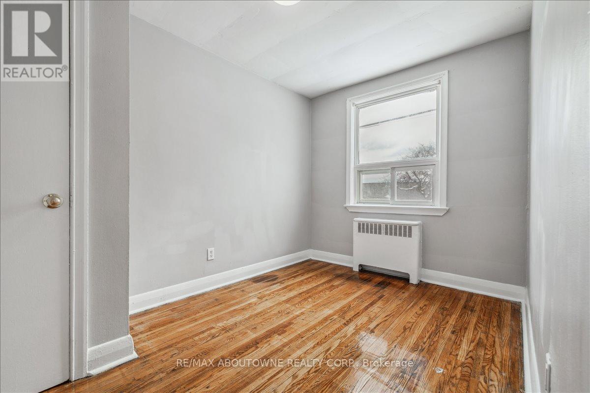 1 - 1023 Churchill Avenue, Oakville, Ontario  L6H 2A7 - Photo 18 - W12712474