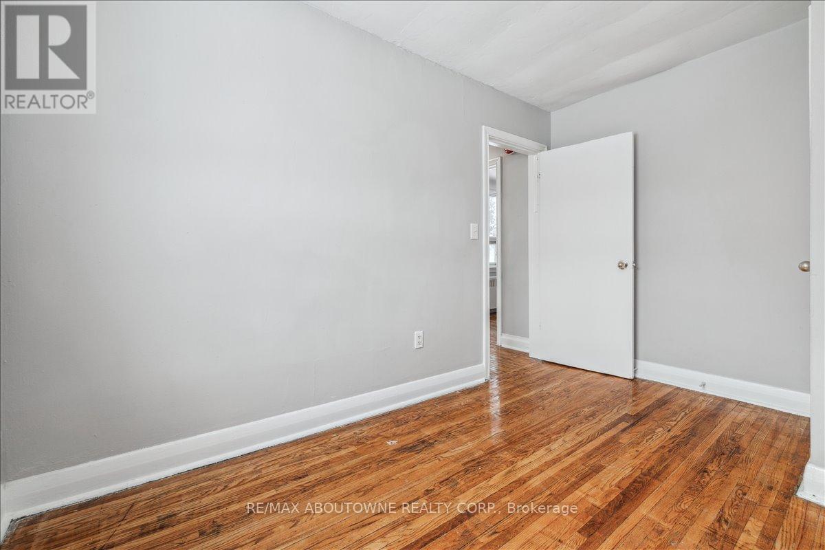 1 - 1023 Churchill Avenue, Oakville, Ontario  L6H 2A7 - Photo 21 - W12712474