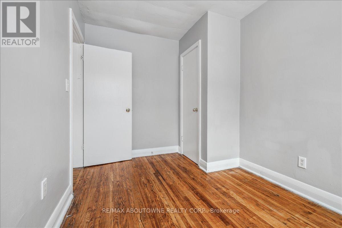 1 - 1023 Churchill Avenue, Oakville, Ontario  L6H 2A7 - Photo 20 - W12712474