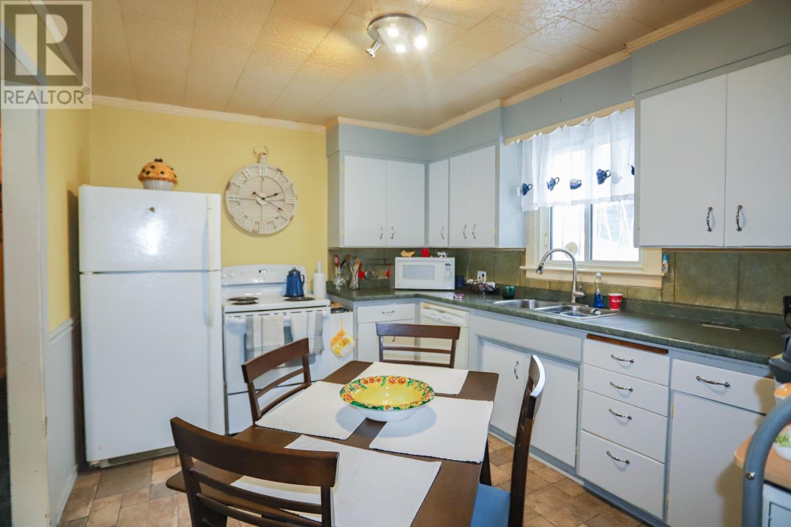 472 Boundary Rd, Sault Ste. Marie, Ontario  P6A 5C2 - Photo 10 - SM260443