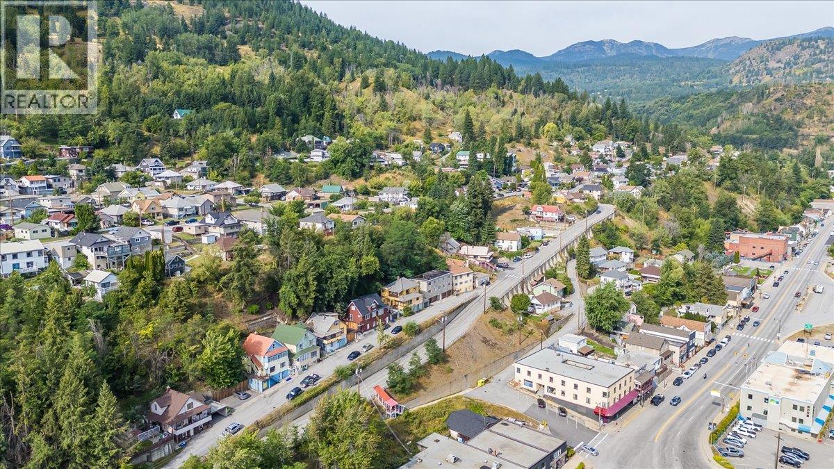 954 Glover Road, Trail, British Columbia  V1R 3J9 - Photo 52 - 10375645