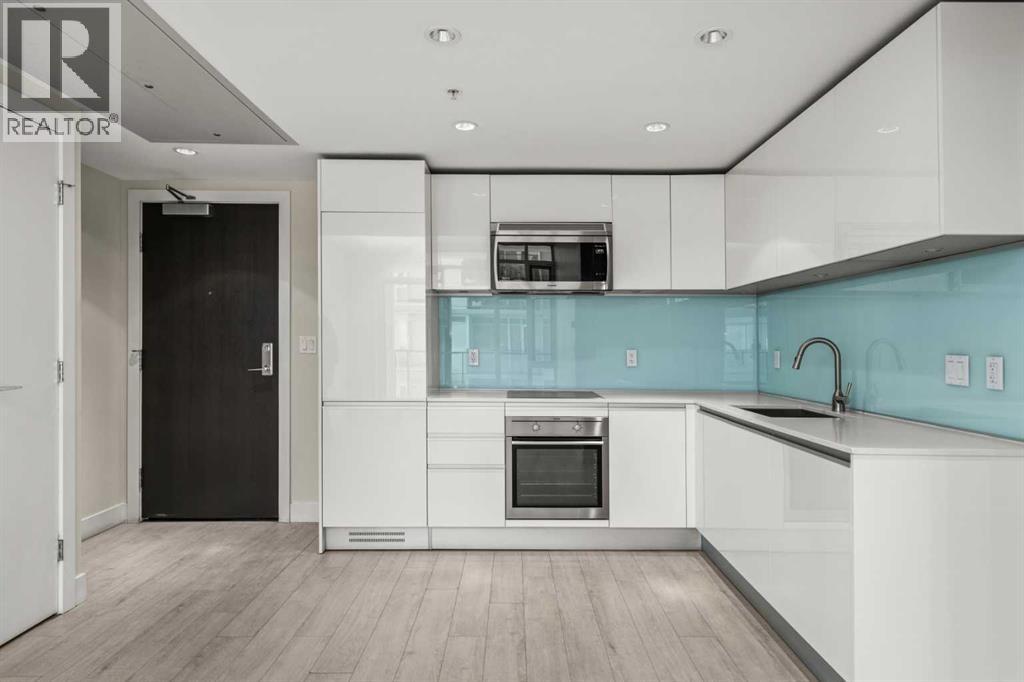 2005, 1188 3 Street Se, Calgary, Alberta t2g 1h8 - Photo 4 - A2288919