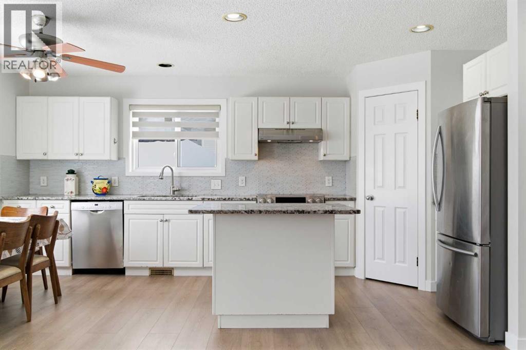 39 Arbour Ridge Mews Nw, Calgary, Alberta  T3G 3Z3 - Photo 13 - A2289465