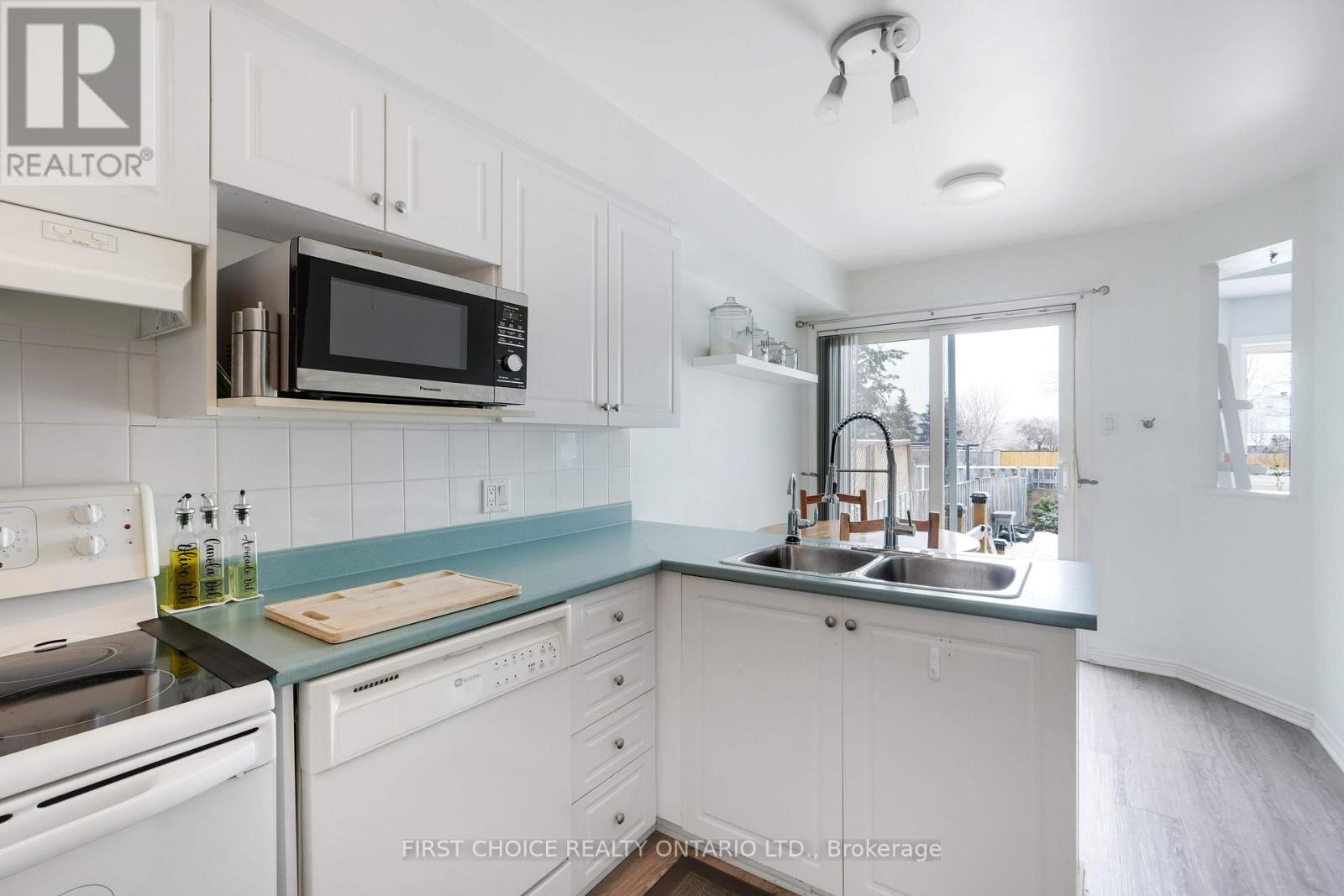 1189 Lichen Avenue, Ottawa, Ontario K4A 4A6 - Photo 16 - X12889134