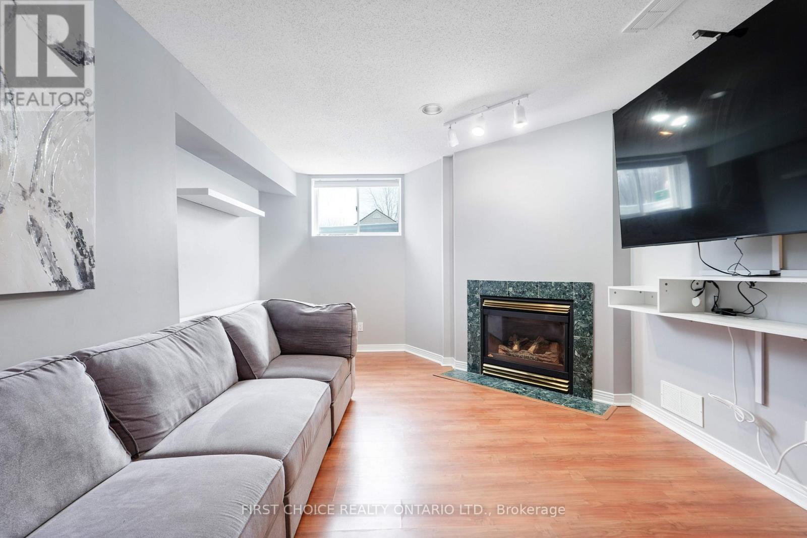 1189 Lichen Avenue, Ottawa, Ontario K4A 4A6 - Photo 31 - X12889134