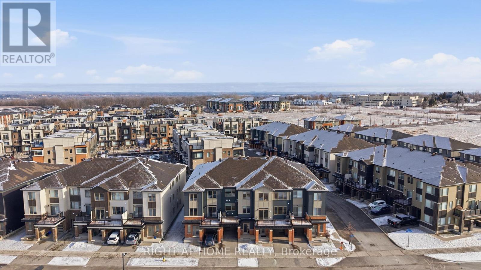 275 Squadron Crescent, Ottawa, Ontario  K1K 0S6 - Photo 35 - X12889156