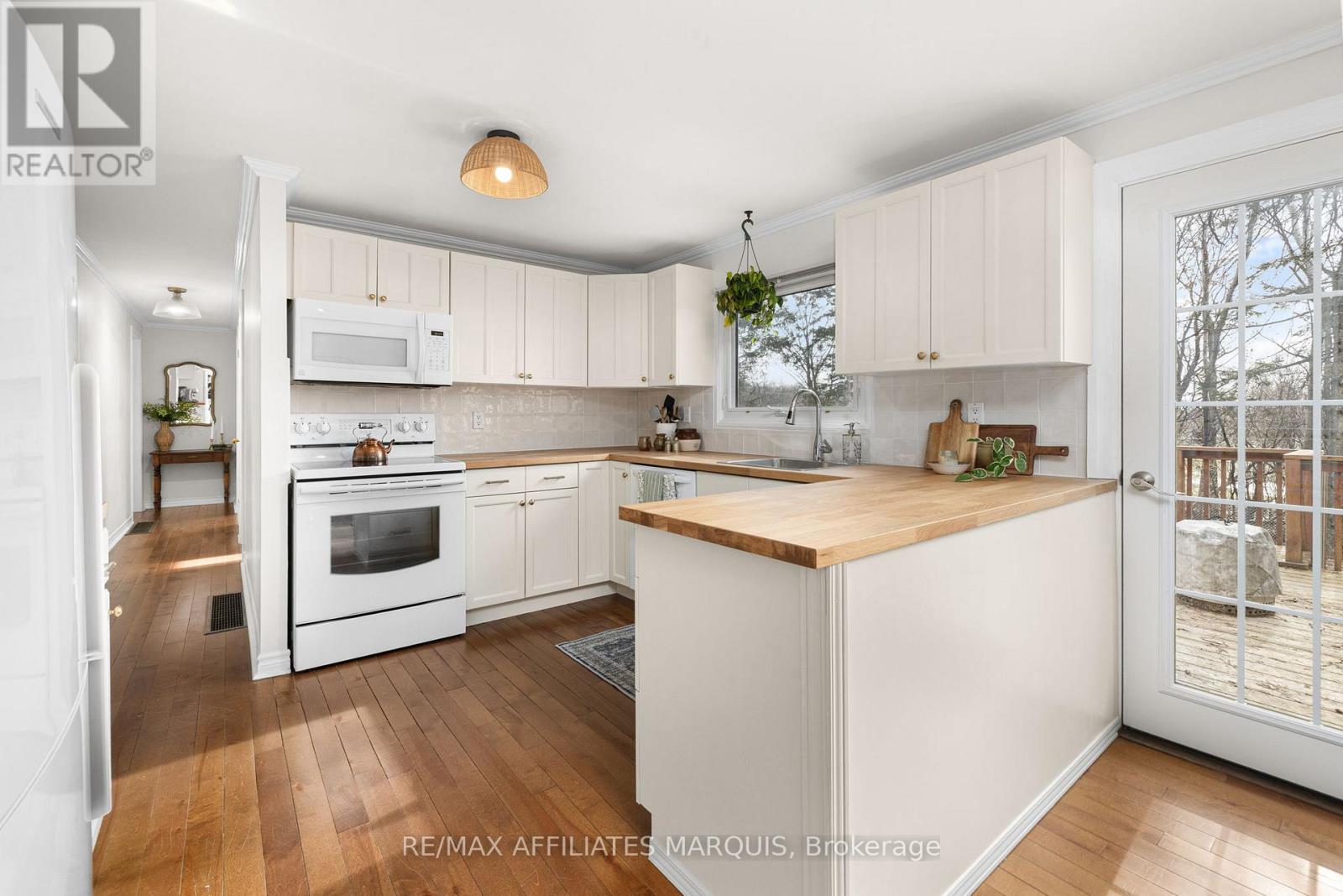 55 Golf Club Road, Rideau Lakes, Ontario  K7A 4S5 - Photo 13 - X12889164