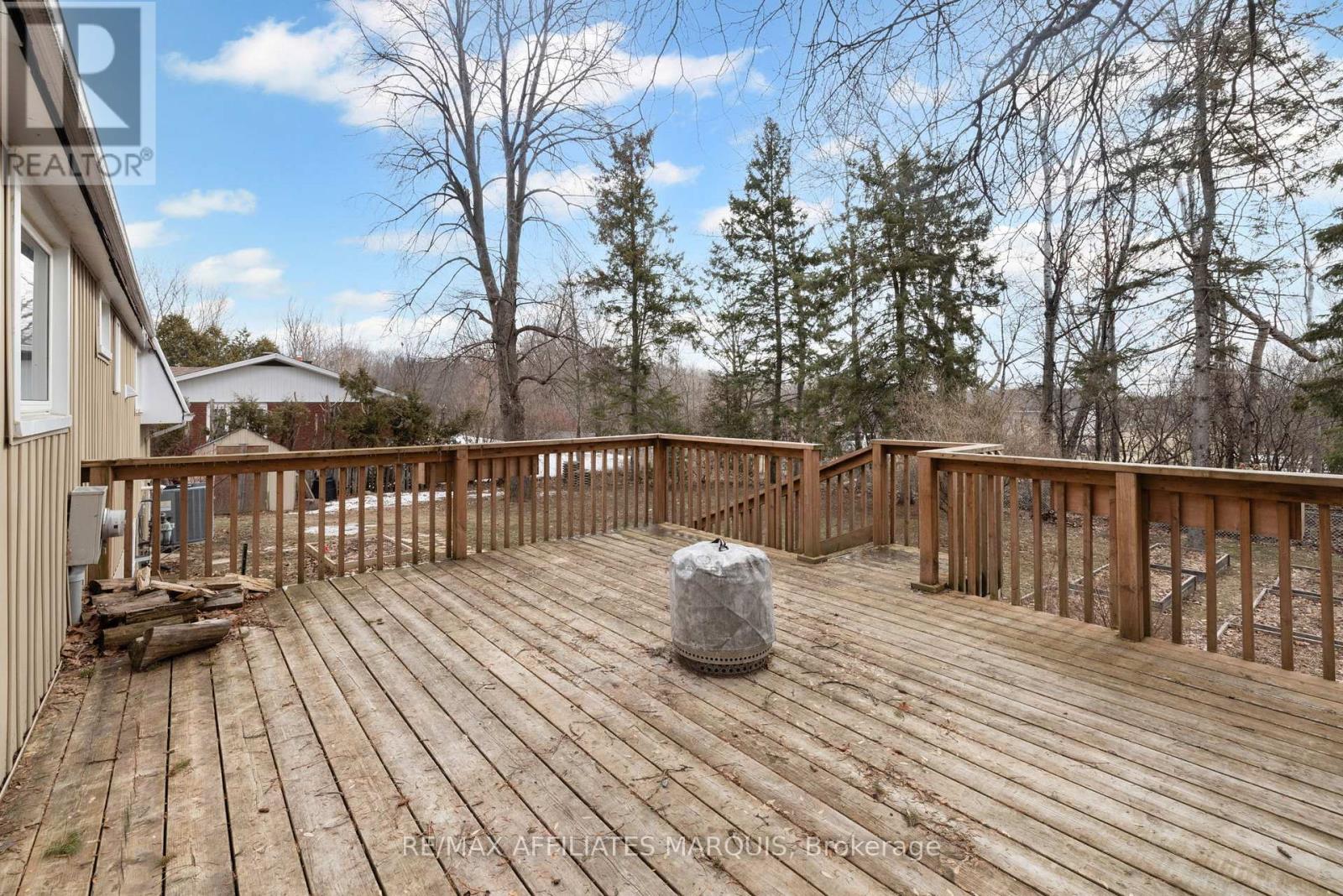 55 Golf Club Road, Rideau Lakes, Ontario  K7A 4S5 - Photo 40 - X12889164