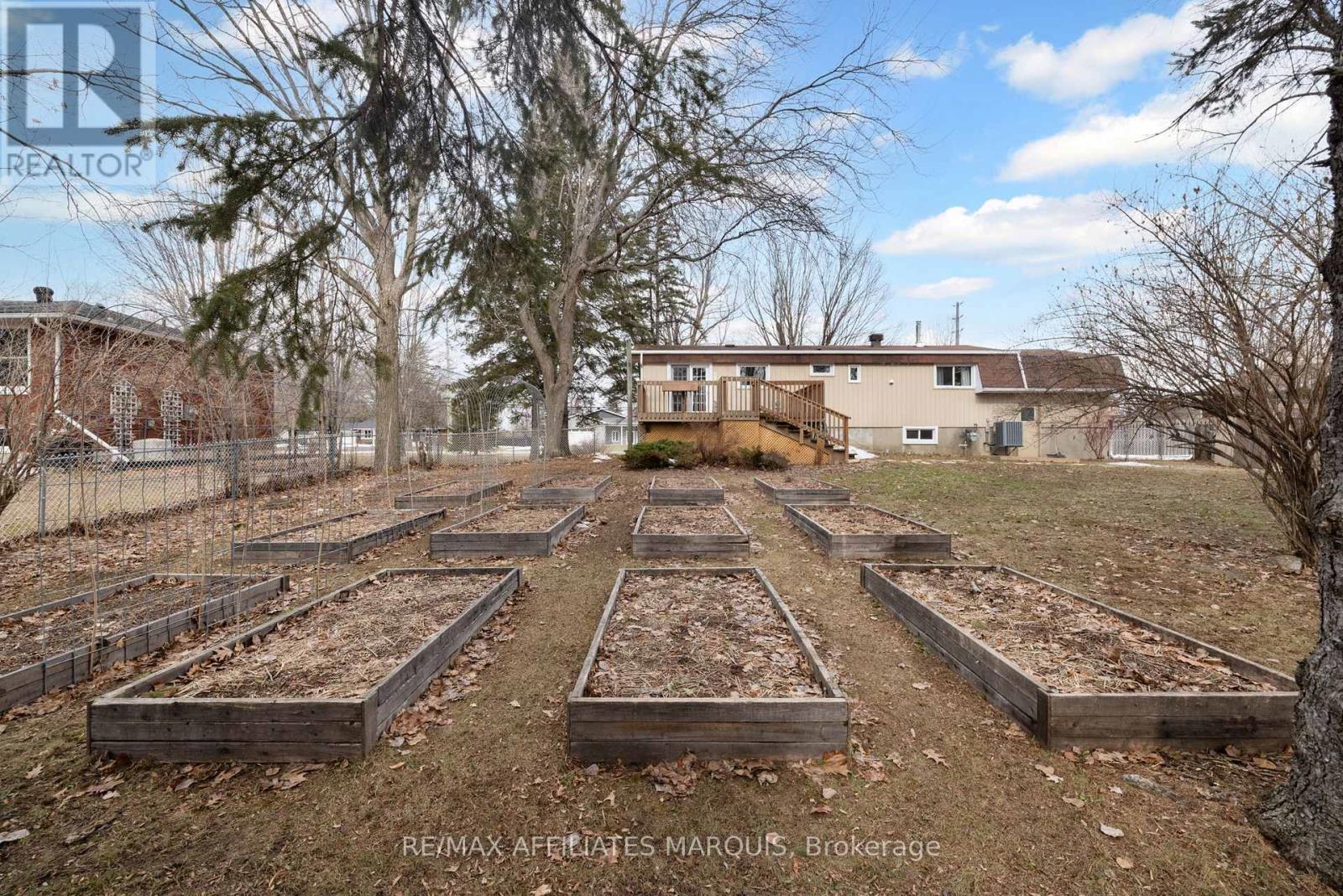 55 Golf Club Road, Rideau Lakes, Ontario  K7A 4S5 - Photo 41 - X12889164