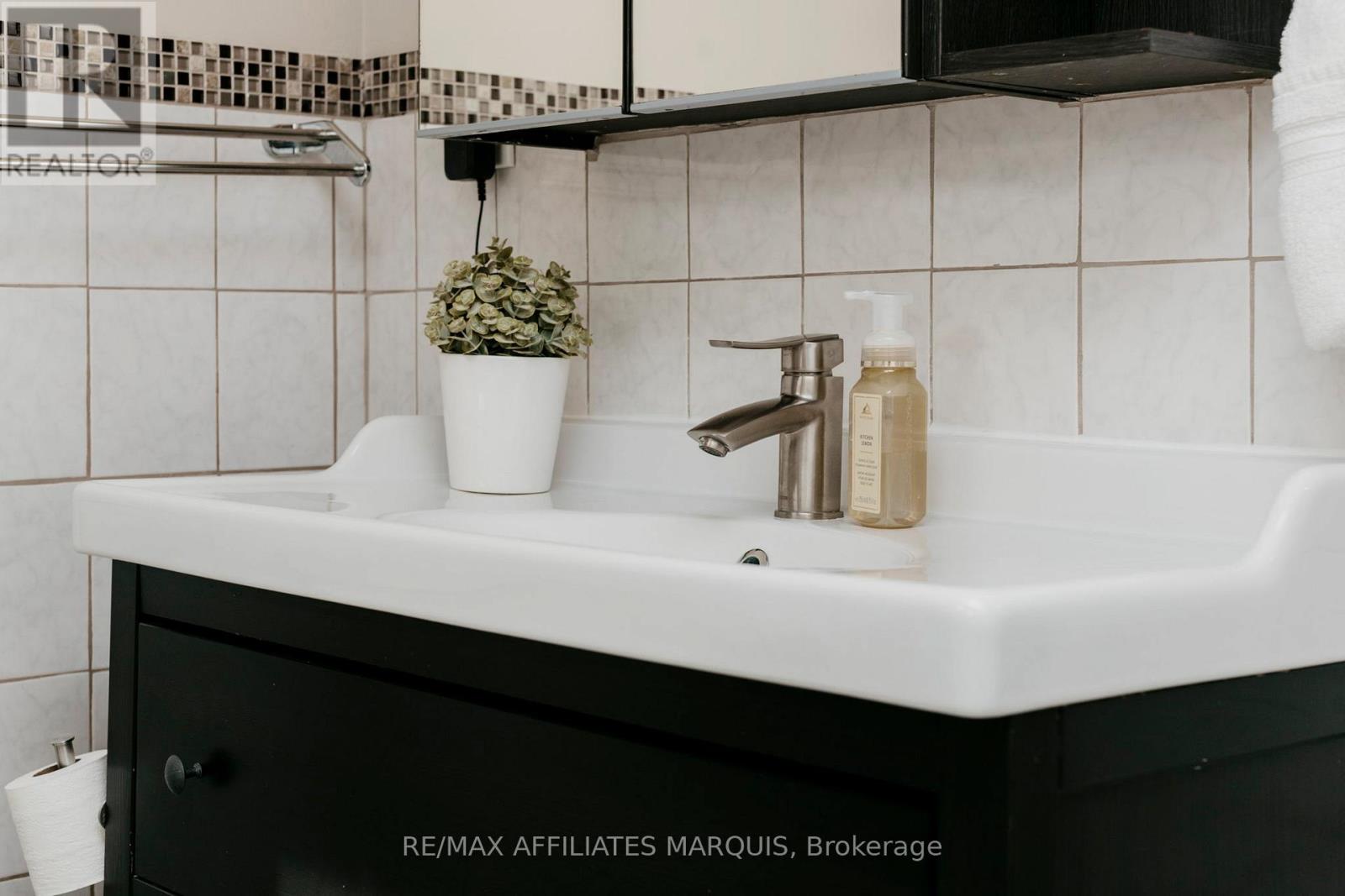 55 Golf Club Road, Rideau Lakes, Ontario  K7A 4S5 - Photo 25 - X12889164