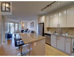 360 5160 DAVIS BAY ROAD, Sechelt, British Columbia