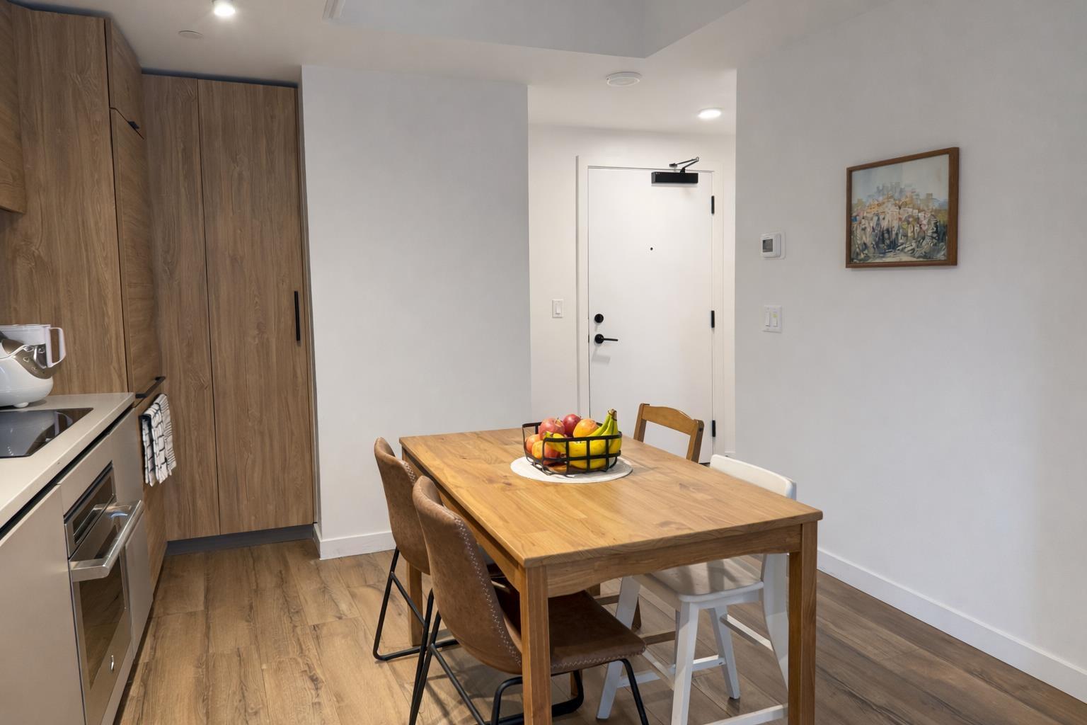 306 10448 University Drive, Surrey, British Columbia V3T 0S7 - Photo 4 - R3094819