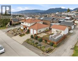 5111 PANDORA STREET, Burnaby, British Columbia