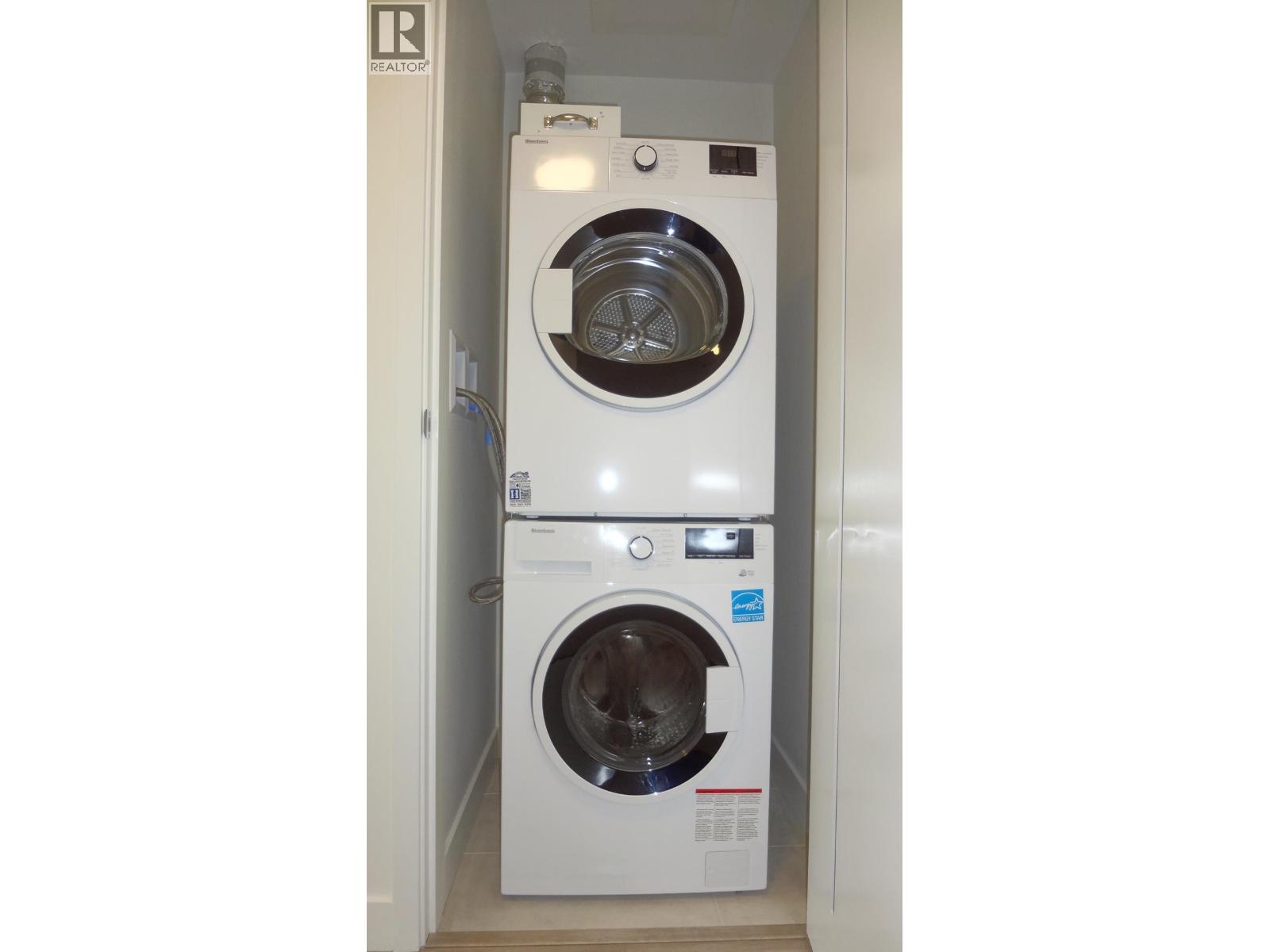 300 1981 Macdonald Street, Vancouver, British Columbia  V6K 0H9 - Photo 5 - R3094114