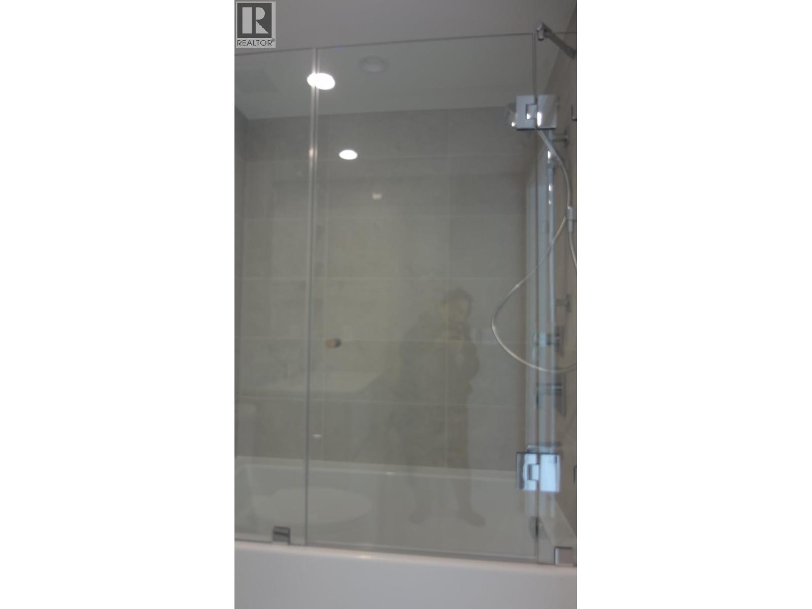 300 1981 Macdonald Street, Vancouver, British Columbia  V6K 0H9 - Photo 13 - R3094114