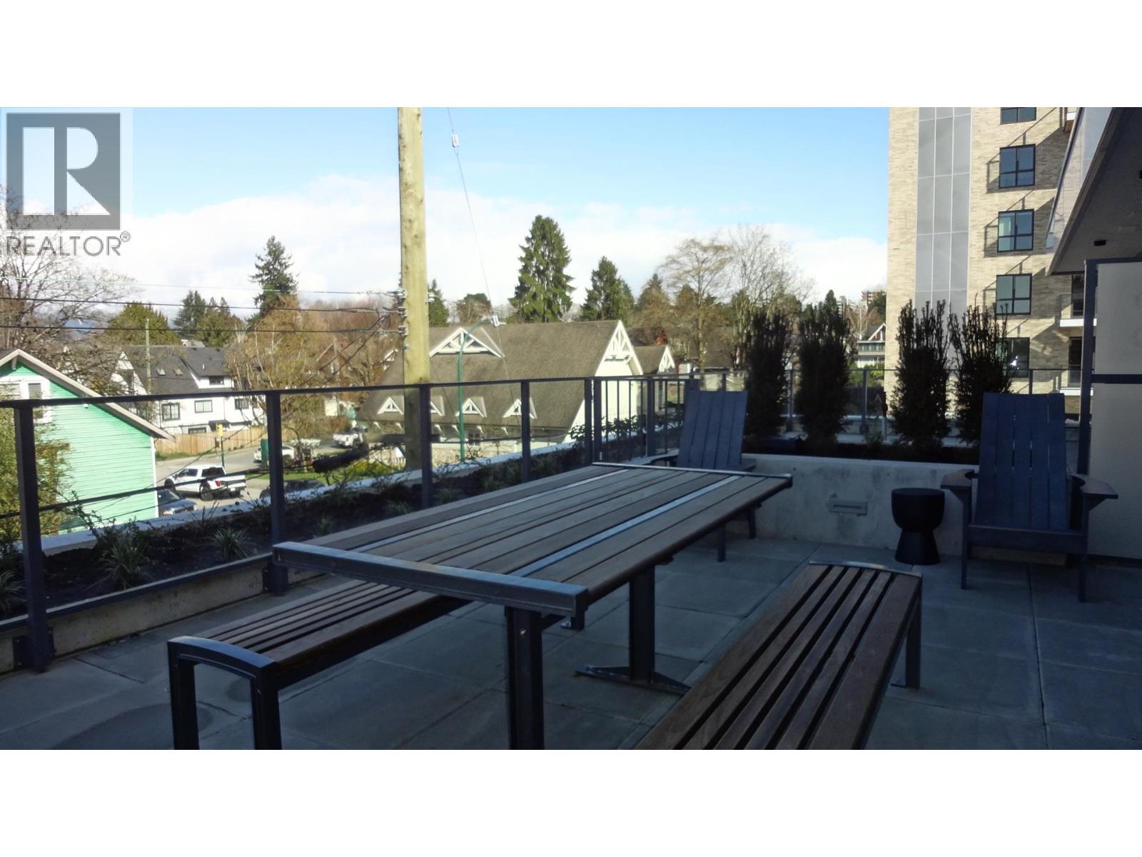 300 1981 Macdonald Street, Vancouver, British Columbia  V6K 0H9 - Photo 19 - R3094114