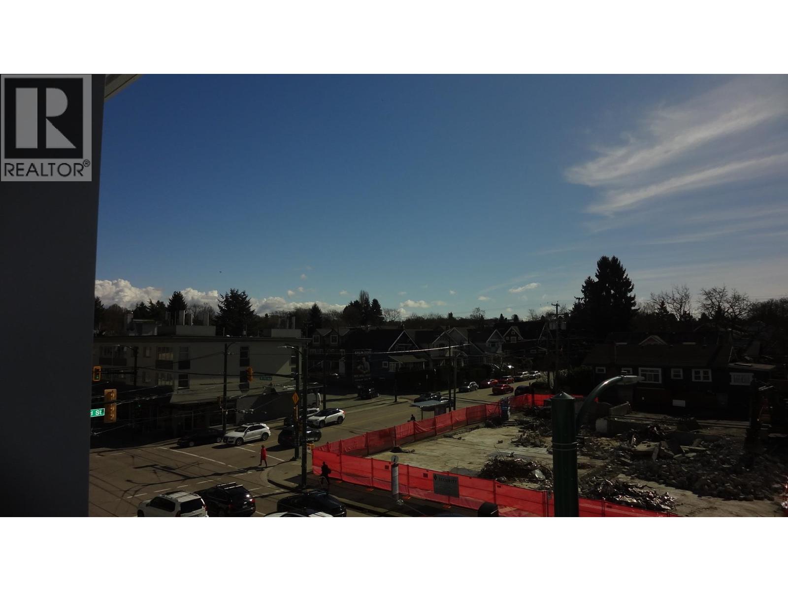 300 1981 Macdonald Street, Vancouver, British Columbia  V6K 0H9 - Photo 16 - R3094114