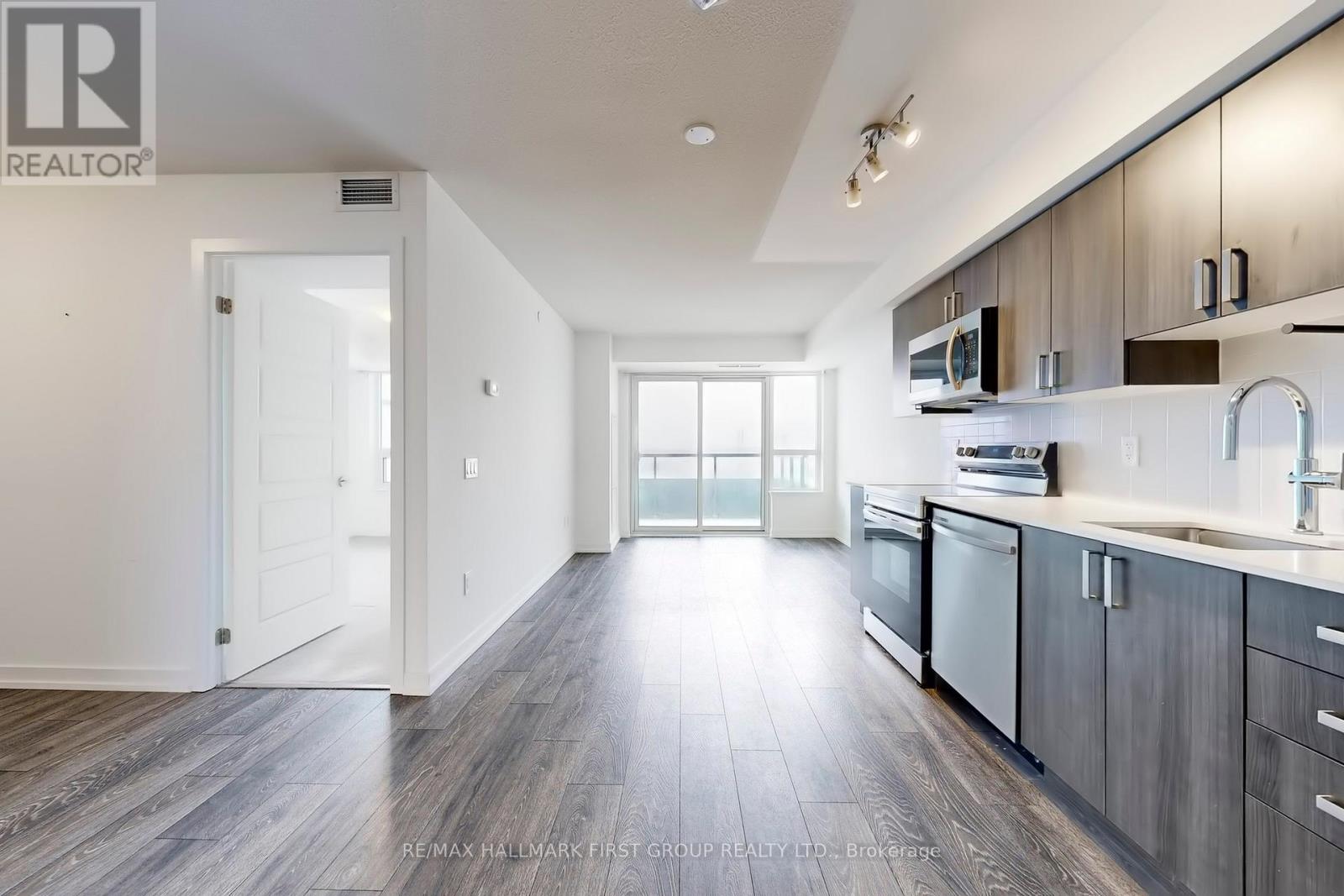 1301 - 1455 Celebration Drive, Pickering, Ontario  L1W 1L8 - Photo 4 - E12889138