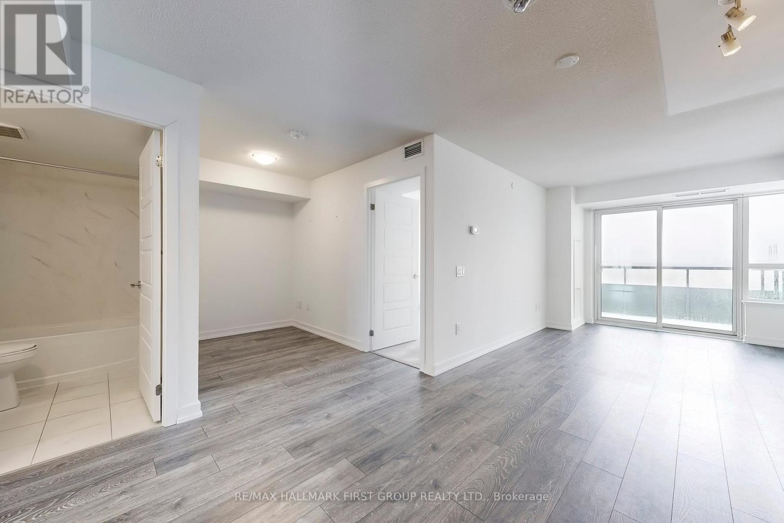 1301 - 1455 Celebration Drive, Pickering, Ontario  L1W 1L8 - Photo 6 - E12889138