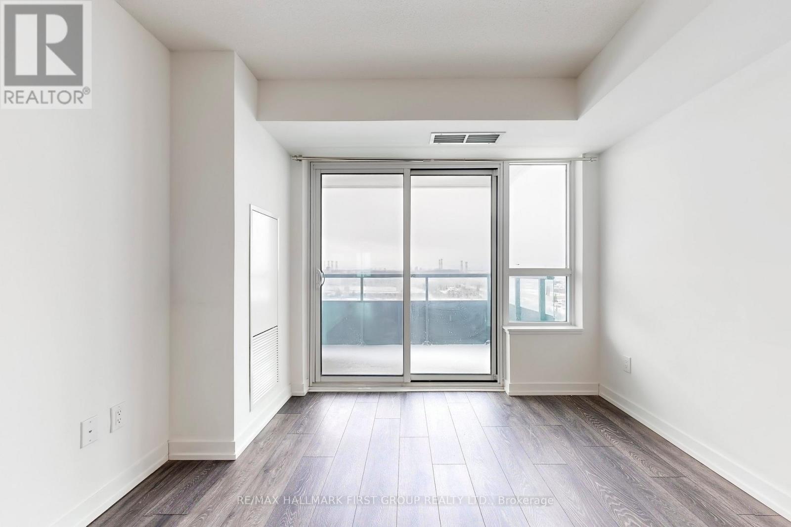 1301 - 1455 Celebration Drive, Pickering, Ontario  L1W 1L8 - Photo 7 - E12889138