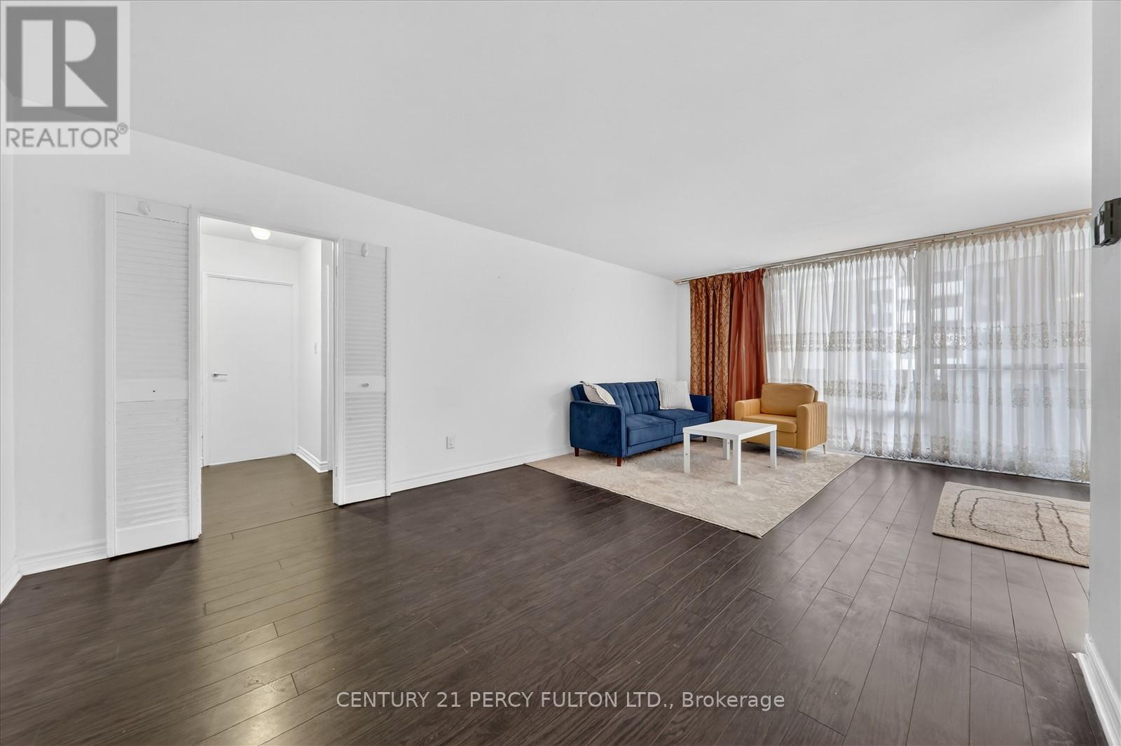 816 - 1 Massey Square, Toronto (Crescent Town), Ontario  M4C 5L4 - Photo 12 - E12889140