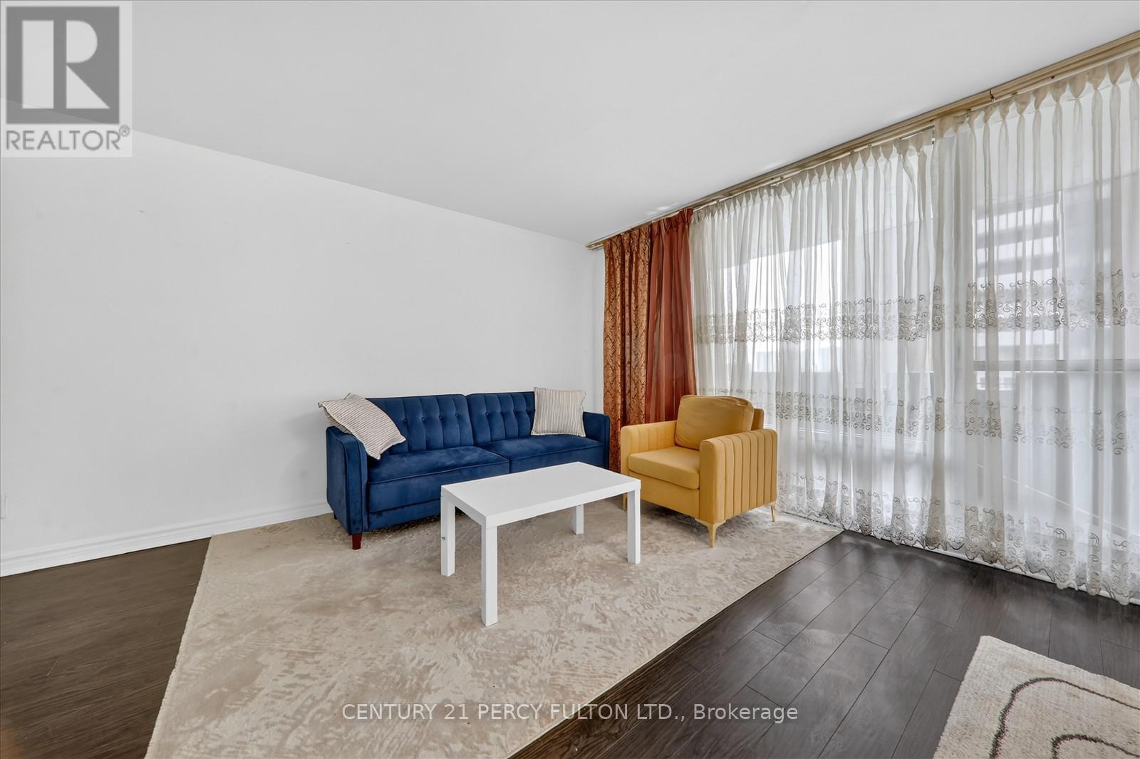 816 - 1 Massey Square, Toronto (Crescent Town), Ontario  M4C 5L4 - Photo 13 - E12889140