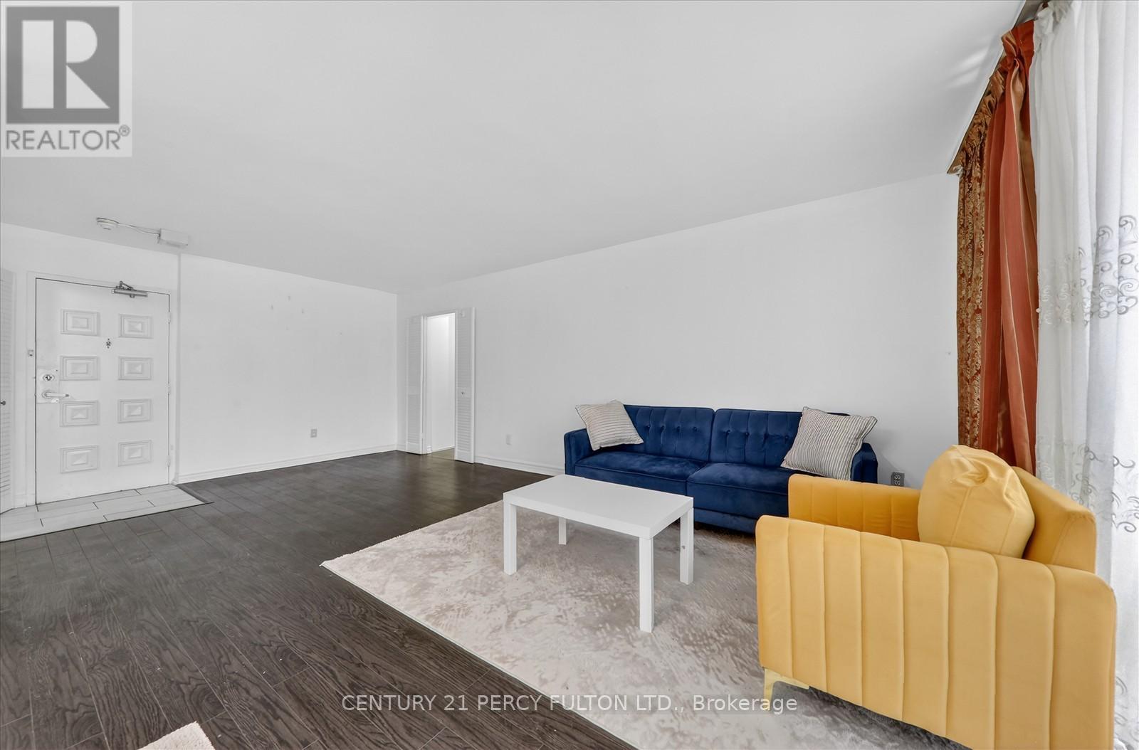 816 - 1 Massey Square, Toronto (Crescent Town), Ontario  M4C 5L4 - Photo 16 - E12889140