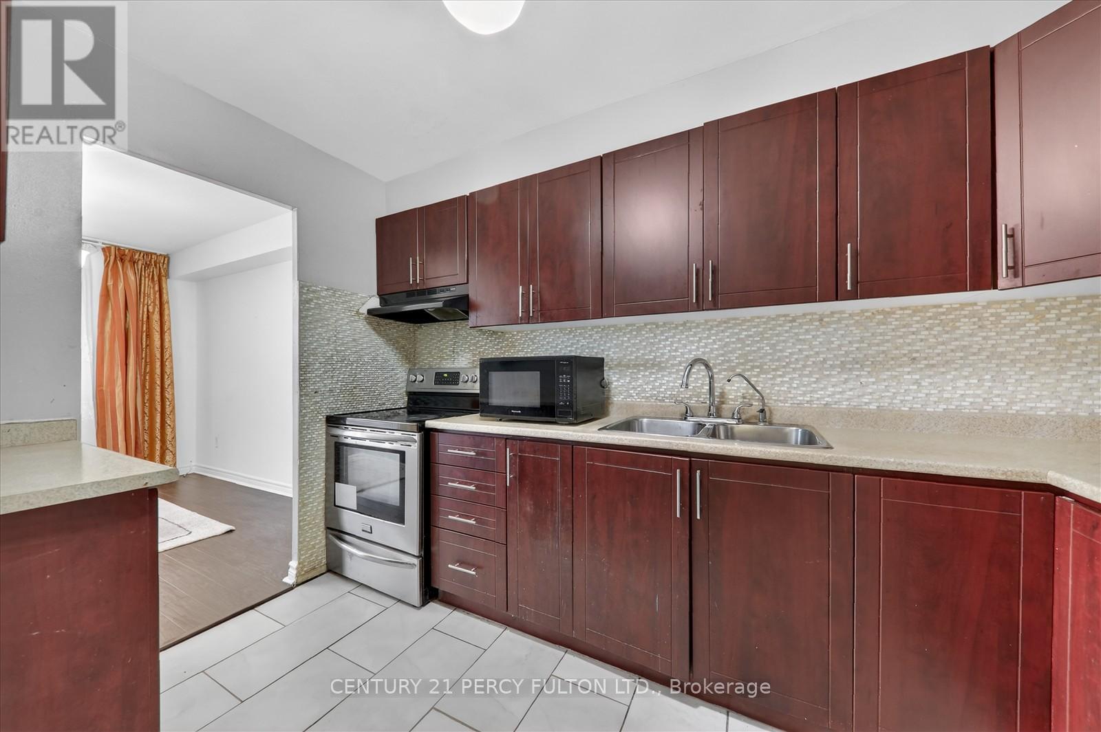 816 - 1 Massey Square, Toronto (Crescent Town), Ontario  M4C 5L4 - Photo 21 - E12889140