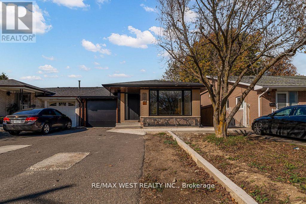 Main - 152 Clarence Street, Brampton, Ontario L6W 1S9 - Photo 23 - W12646720