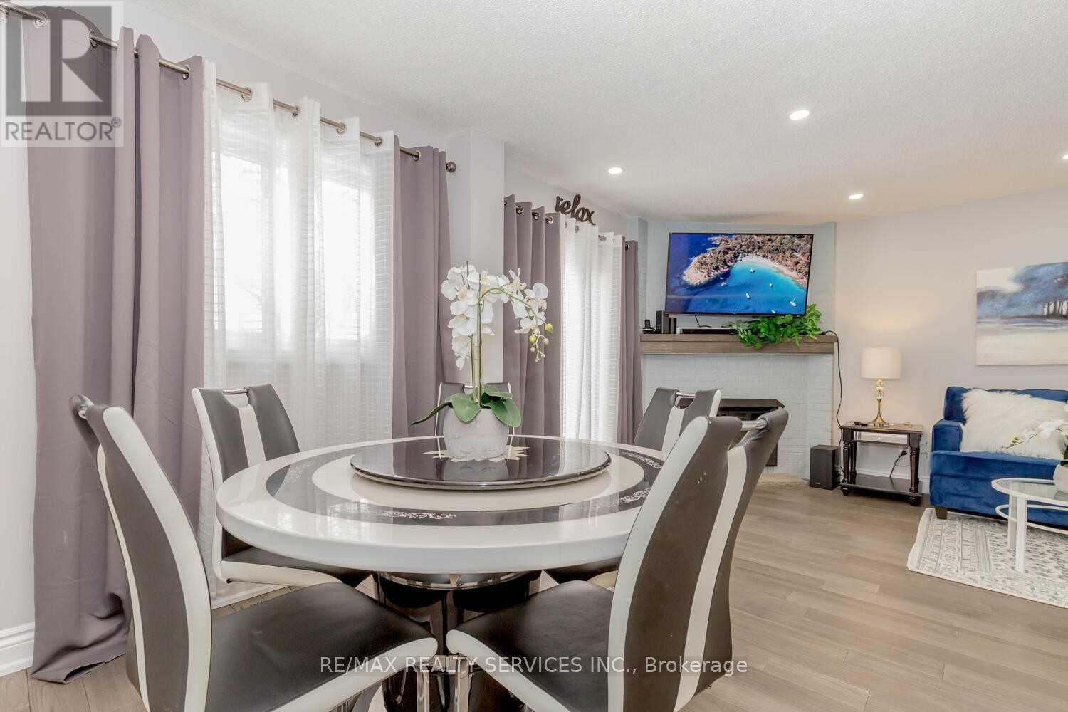 **upper** - 89 Martindale Crescent, Brampton, Ontario  L6X 2T8 - Photo 7 - W12657238