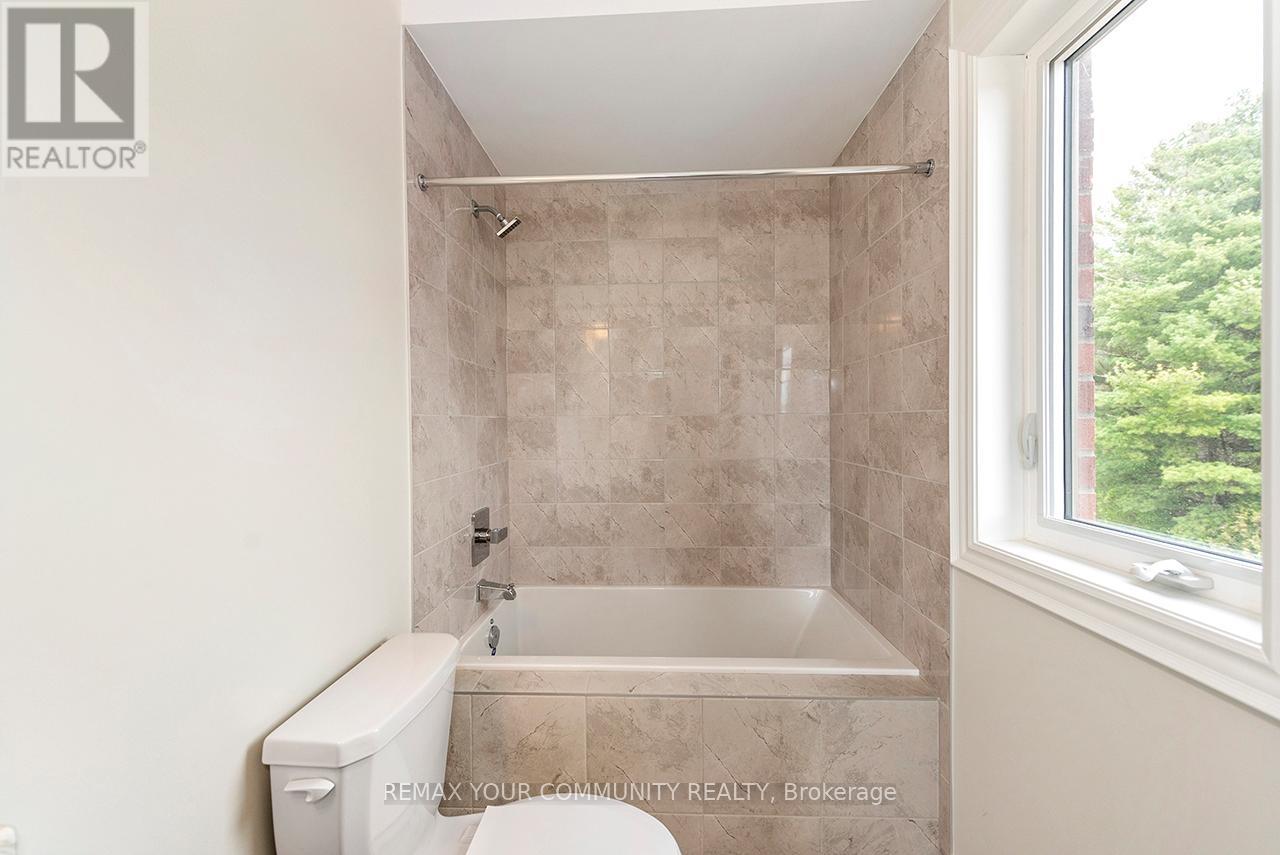 45 Raspberry Ridge Avenue, Caledon, Ontario  L7C 4M9 - Photo 44 - W12888836