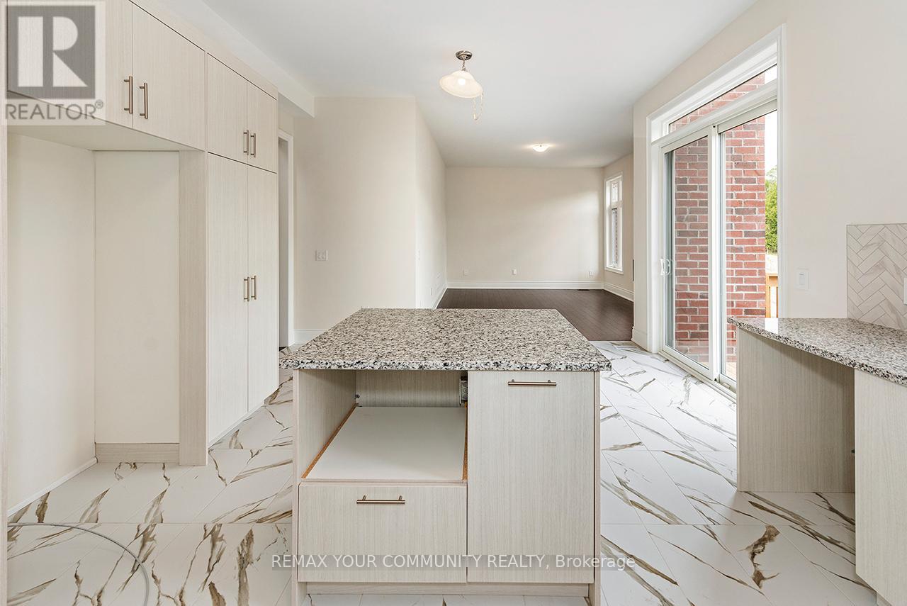 45 Raspberry Ridge Avenue, Caledon, Ontario  L7C 4M9 - Photo 15 - W12888836