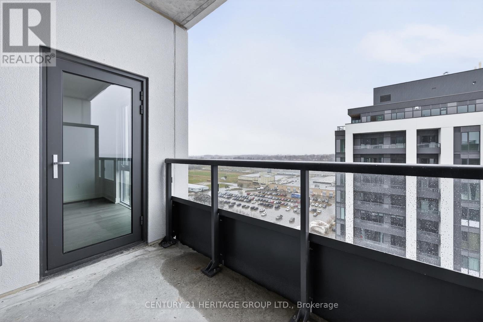 A1406 - 705 Davis Drive, Newmarket (Huron Heights-Leslie Valley), Ontario  L3Y 0J1 - Photo 7 - N12889154