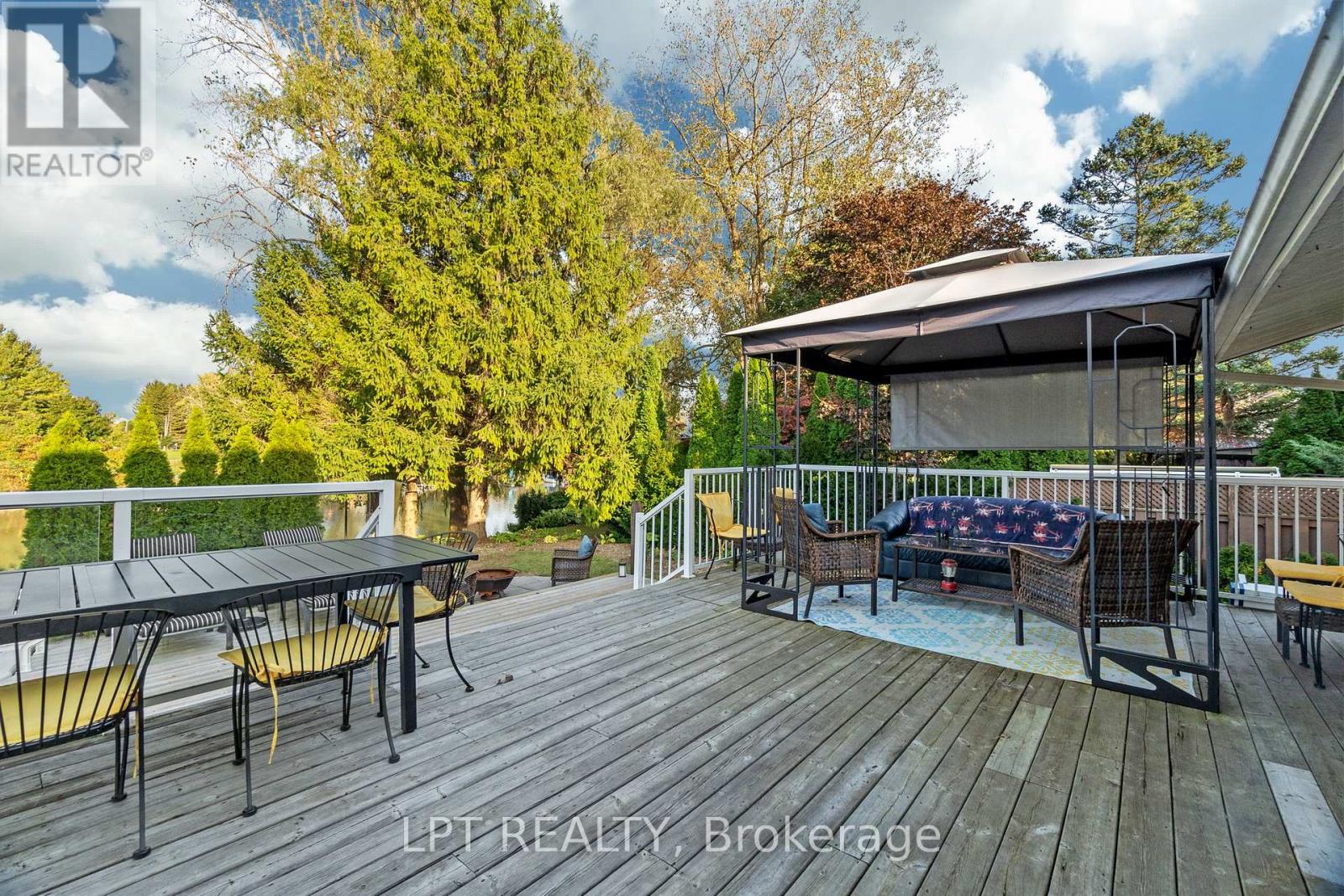 9952 Prince Phillip Street, Lambton Shores, Ontario  N0M 2N0 - Photo 42 - X12882016