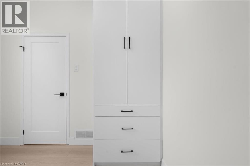 215 Ray Street N, Hamilton, Ontario  L8R 2Y3 - Photo 20 - 40812510