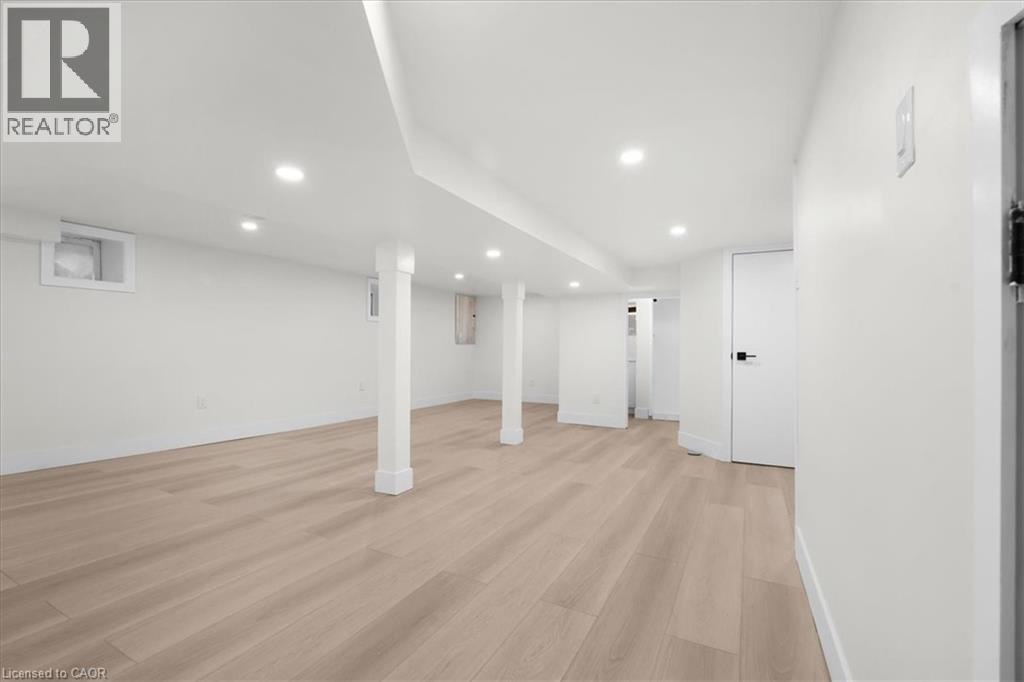 215 Ray Street N, Hamilton, Ontario  L8R 2Y3 - Photo 31 - 40812510