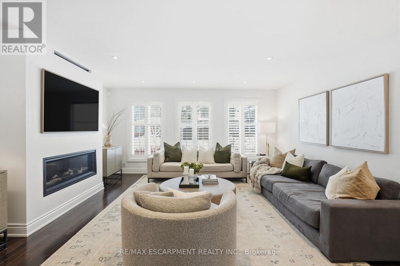 92 Wanita Road, Mississauga, Ontario  L5G 1B8 - Photo 12 - W12889142