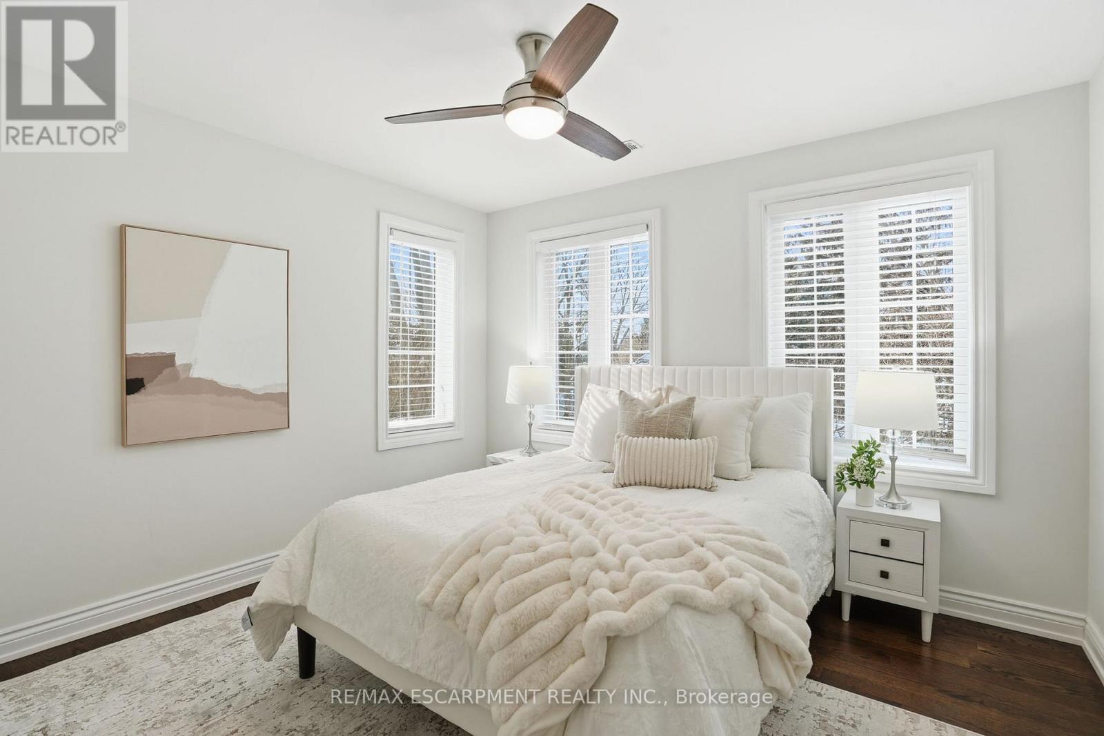 92 Wanita Road, Mississauga, Ontario  L5G 1B8 - Photo 30 - W12889142