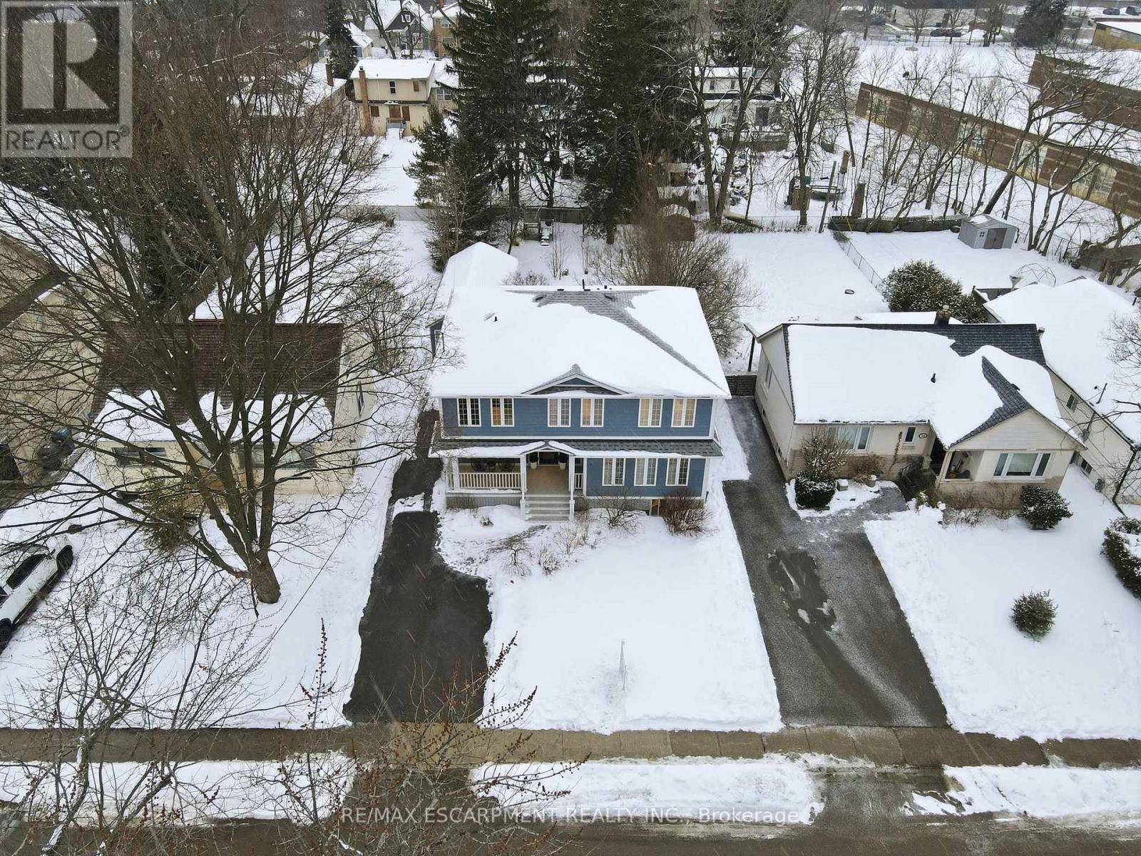 92 Wanita Road, Mississauga, Ontario  L5G 1B8 - Photo 48 - W12889142