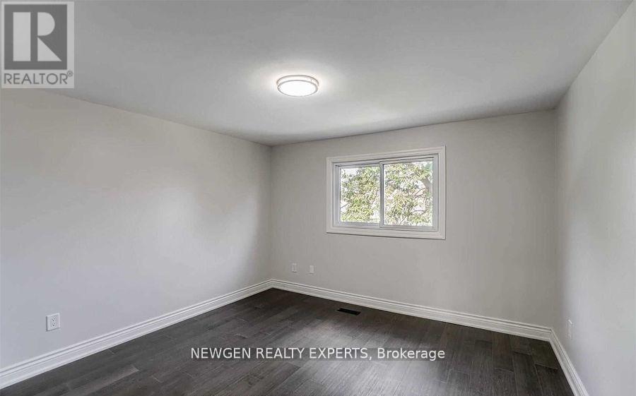 101 Banting Crescent, Brampton, Ontario  L6Y 2M3 - Photo 15 - W12889172