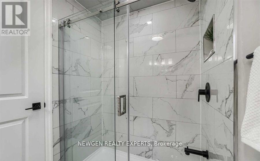 101 Banting Crescent, Brampton, Ontario  L6Y 2M3 - Photo 18 - W12889172