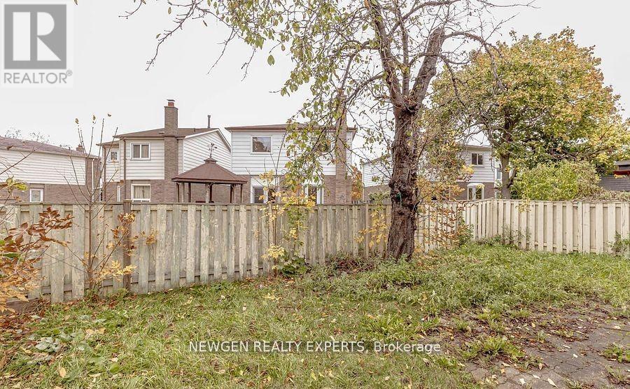 101 Banting Crescent, Brampton, Ontario  L6Y 2M3 - Photo 21 - W12889172