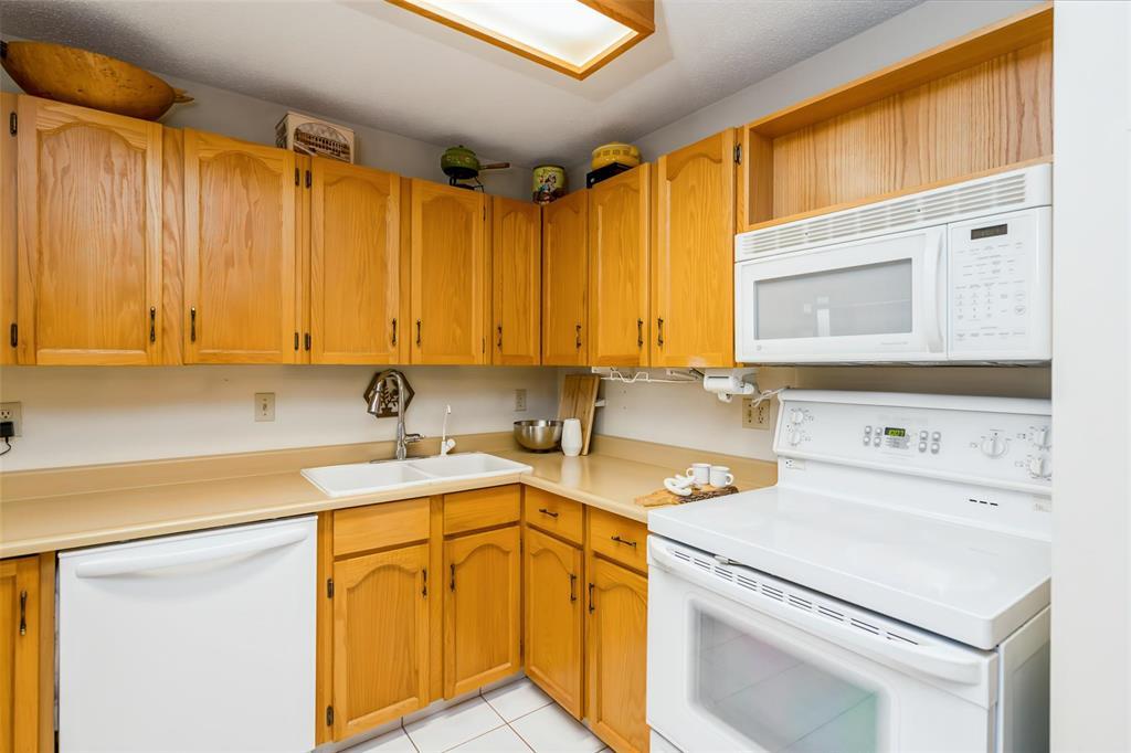 303 740 Kenaston Boulevard, Winnipeg, Manitoba  R3N 1Y3 - Photo 14 - 202604803