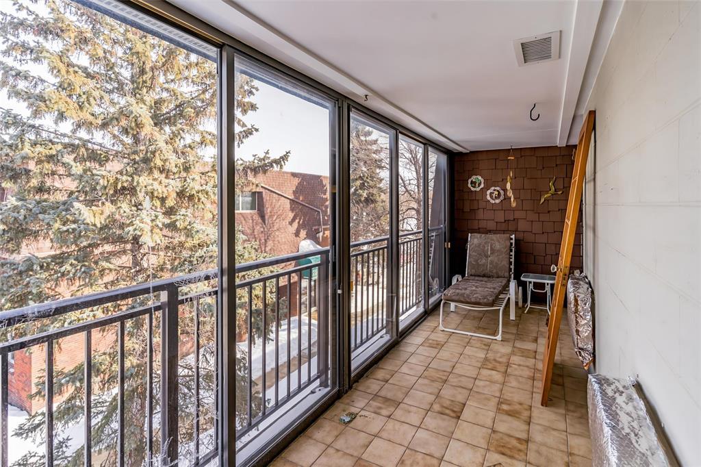 303 740 Kenaston Boulevard, Winnipeg, Manitoba  R3N 1Y3 - Photo 38 - 202604803
