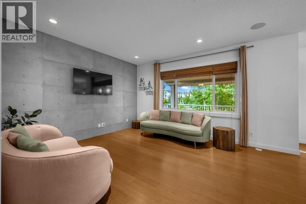 233 Cranarch Common Se, Calgary, Alberta  T3M 1M3 - Photo 5 - A2261633