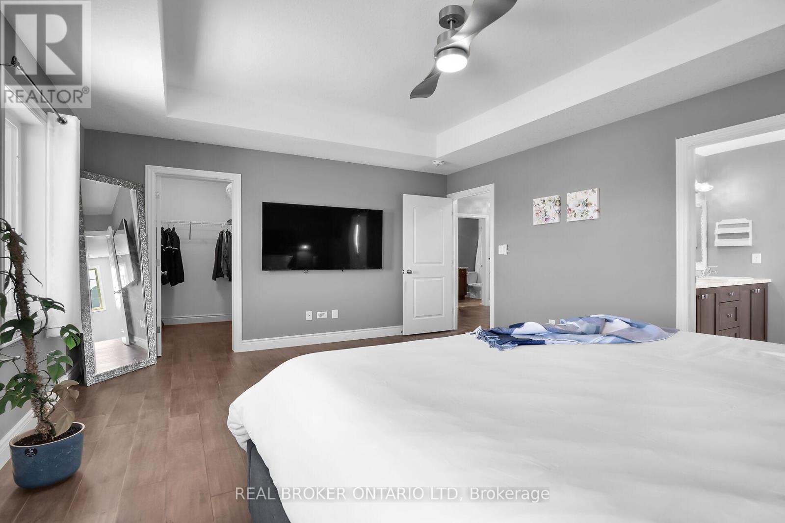 27 Glenwood Street, St. Thomas, Ontario  N5R 0G3 - Photo 23 - X12889270